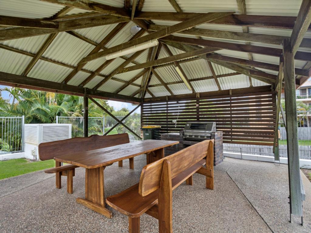 Riviera Resort Hervey Bay Exterior photo